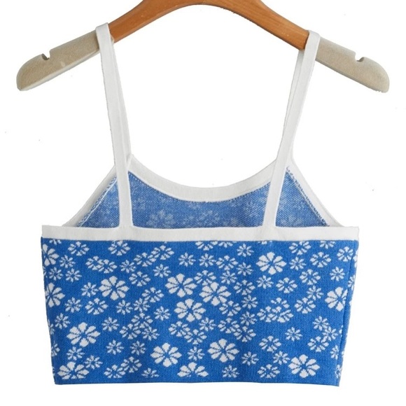 Blue Floral Cropped Cami - Picture 2 of 3